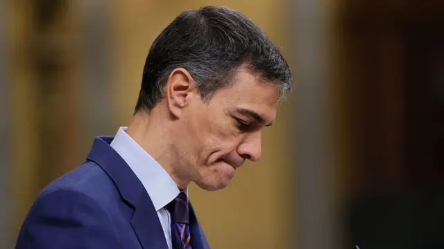 Ceuta golpea a Sánchez y dispara a Vox: la derecha trepa hasta 203 escaños