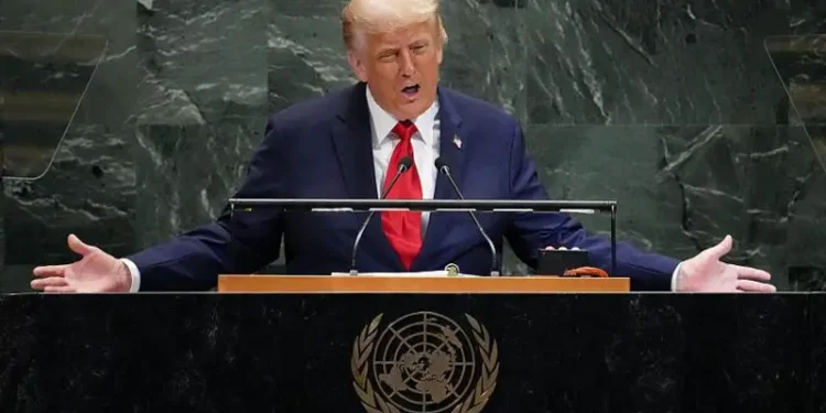 Trump pone a Irán ante el abismo: acuerdo o una “aniquilación rápida” que deja flotando la sombra nuclear
