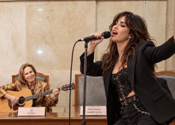 Música, no cárcel: Jueza declara inconstitucional la ley penal juvenil desde el cancionero de Lali Espósito