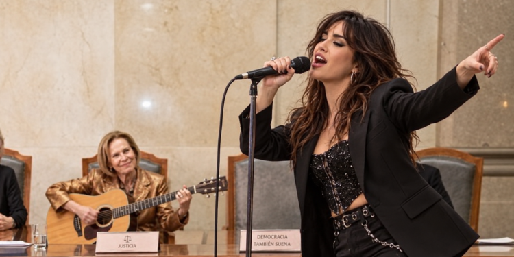 Música, no cárcel: Jueza declara inconstitucional la ley penal juvenil desde el cancionero de Lali Espósito