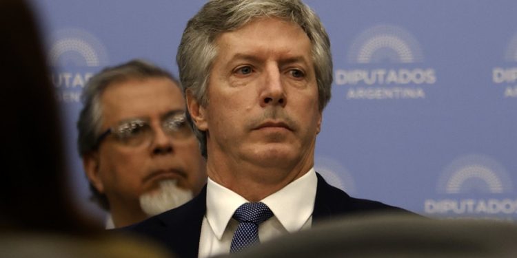 El oro vuelve a oscurecerse: la AGN contradice a Bausili y dice que la auditoría sigue inconclusa