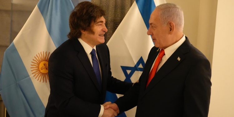Milei y Netanyahu, entre la alianza estratégica y la bomba petrolera de Navitas en Malvinas