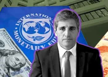 El FMI presiona por más reservas y acepta un dólar más alto ante las dudas sobre 2027