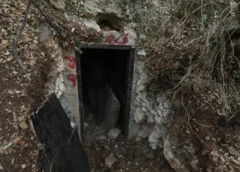Israel descubre túneles y arsenales de Hezbolá en el Líbano