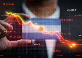 Cae riesgo país y bonos y acciones rebotan mientras el Banco Mundial recorta el crecimiento argentino
