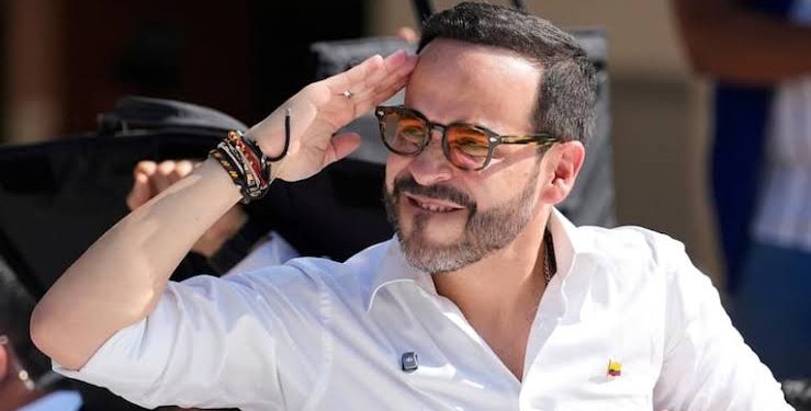Colombia declara la guerra al narcoterrorismo: De la Espriella rompe la política Petro y se alía con Trump