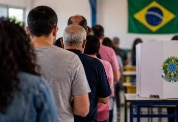 Brasil vota sin boca de urna: a las 17 hablarán directamente los datos oficiales del TSE. Indicios