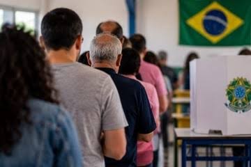 Brasil vota sin boca de urna: a las 17 hablarán directamente los datos oficiales del TSE. Indicios