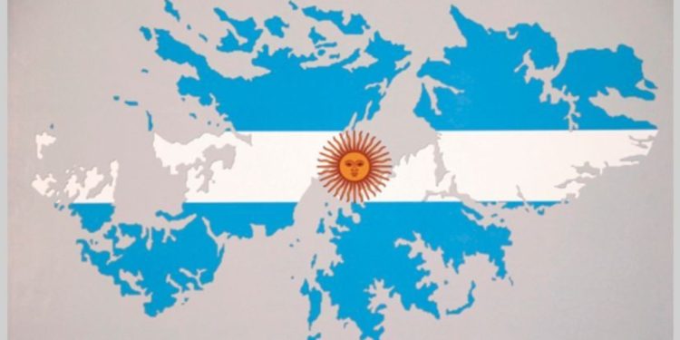 Error: De la euforia al enfriamiento de la ley de soberanía por Malvinas