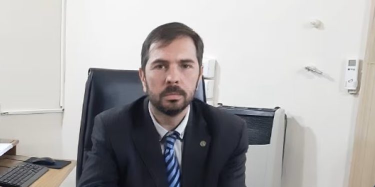 Escándalo judicial por el bloqueo a una pyme: piden destituir al juez que absolvió a Camioneros