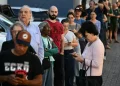 Brasil vota en su elección más cerrada desde 1989: Lula y Flávio Bolsonaro llegan separados por apenas tres puntos