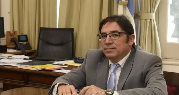 Presupuesto 2027: Álvarez cruzó a Paulón y puso bajo la lupa los fondos universitarios